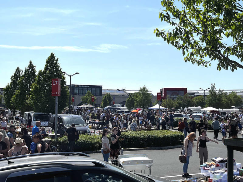 La brocante des grands prés 2024 Mons 7000 19 Mai 2024