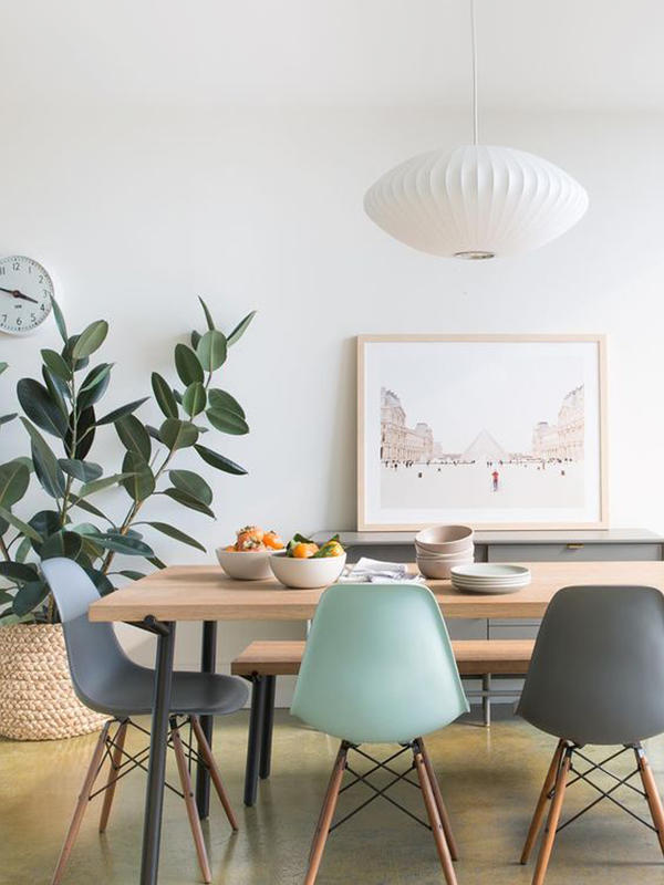 Comment Reconnaitre Une Chaise Eames Originale D Une Copie Brocablog