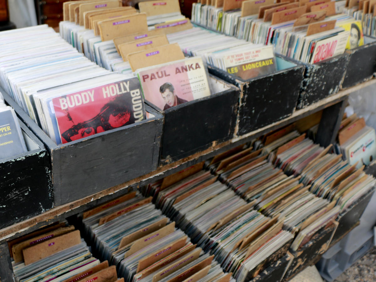 Disquaire Vinyles de la brocante Daumesnil