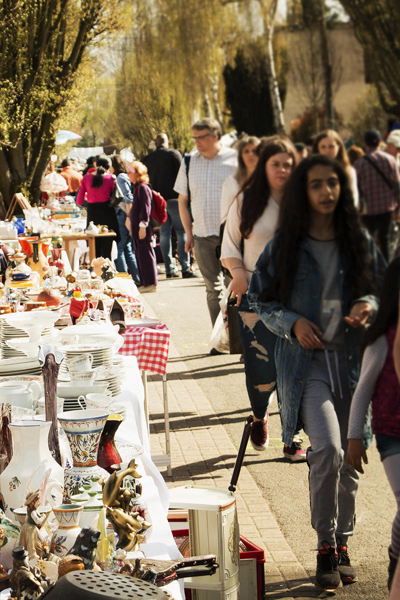 Quelle Difference Entre Brocante Vide Greniers Bourse Et Autre Grafiterias Brocablog