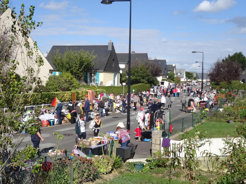 Vide Grenier Saint Jacut De La Mer
