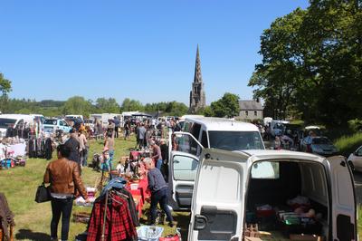  Vide  Grenier  et Petit March  Bulat  Pestivien  22160 