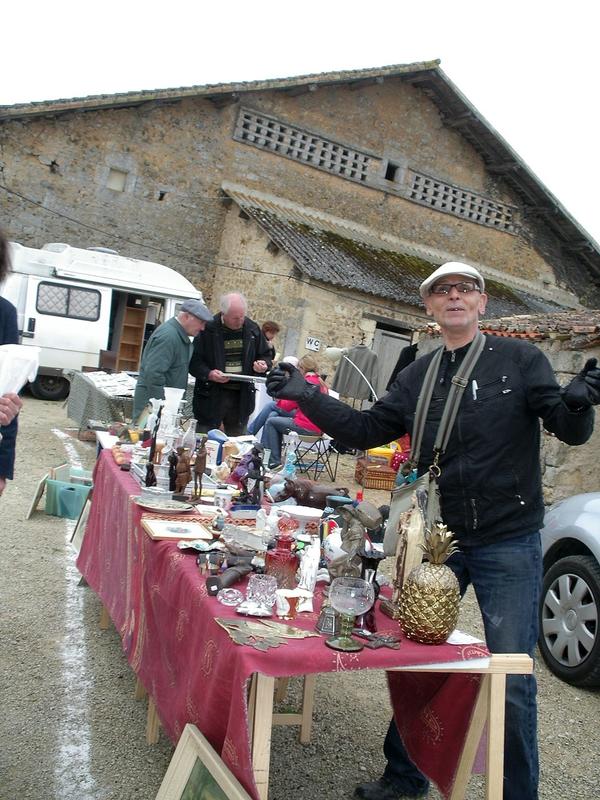 17 ème Brocante au Château ChiréenMontreuil (86190)