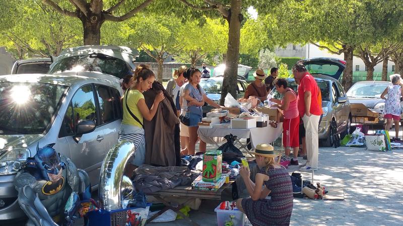 Brocante Et Vide Grenier Beaufort Sur Gervanne 26400 Brocabrac