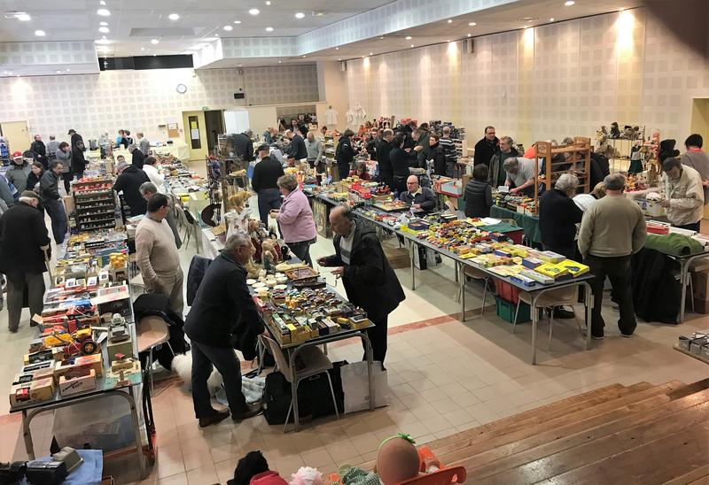 Foire A Tout Saint Lubin Des Joncherets