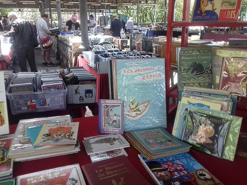 Marche Du Livre Ancien Et D Occasion Paris 75015 Hebdomadaire