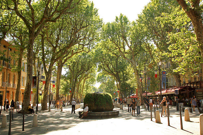 Cours Mirabeau à Aix en Provence