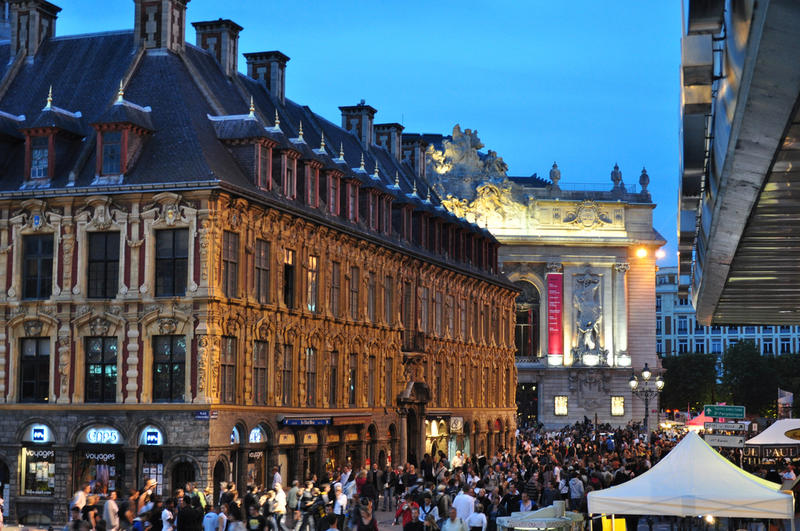 L’ancienne bourse, l’Opéra et la braderie de Lille