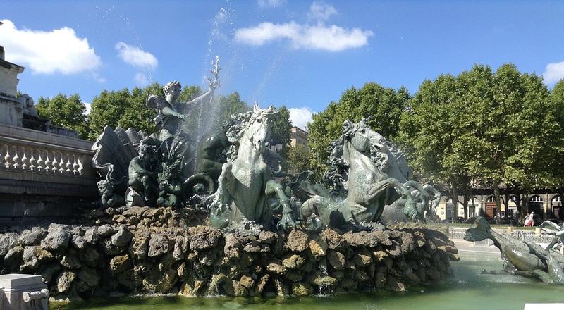 La fontaine de la Place des Quinconces à Bordeaux